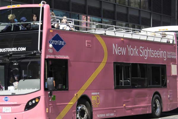 Busstur och båttur i New York